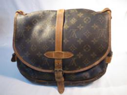 LOUIS VUITTON 　モノグラム ショルダーバック 322