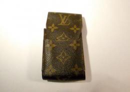 LOUIS VUITTON モノグラム シガレットケース　044