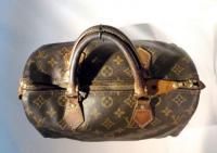 LOUIS VUITTON モノグラム ハンドバック　112