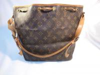 LOUIS VUITTON モノグラム ショルダーバック　102